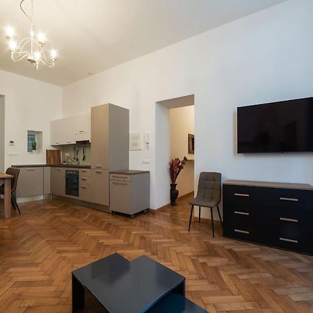 Cs Termini Nazionale Apartments Roma Dış mekan fotoğraf